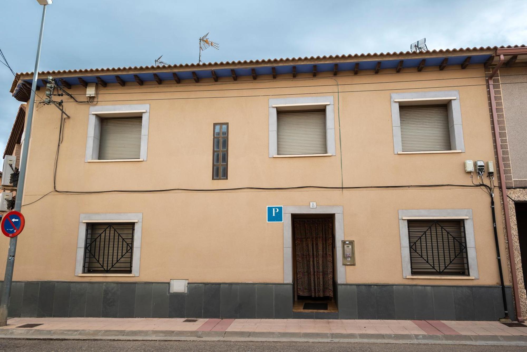 Pinseque Pension Discoves מראה חיצוני תמונה