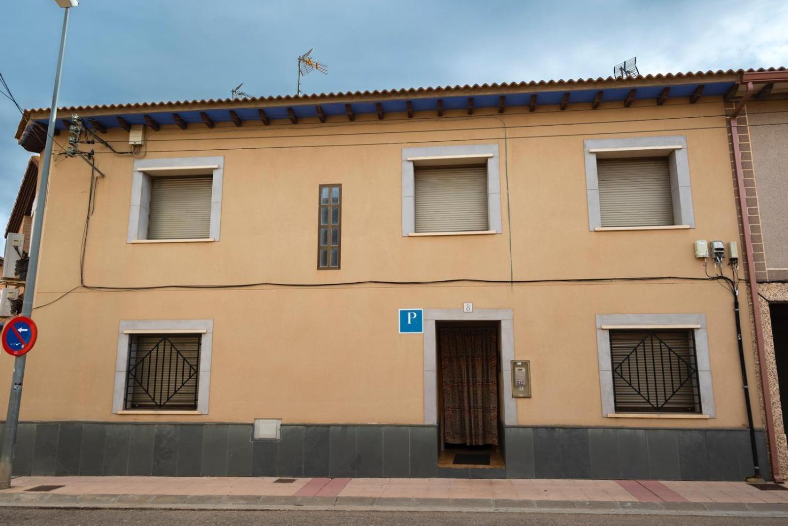 Pinseque Pension Discoves מראה חיצוני תמונה